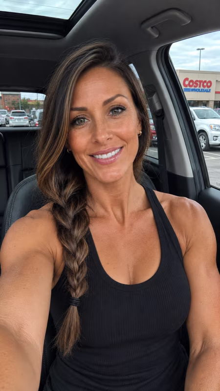Coach Liliana